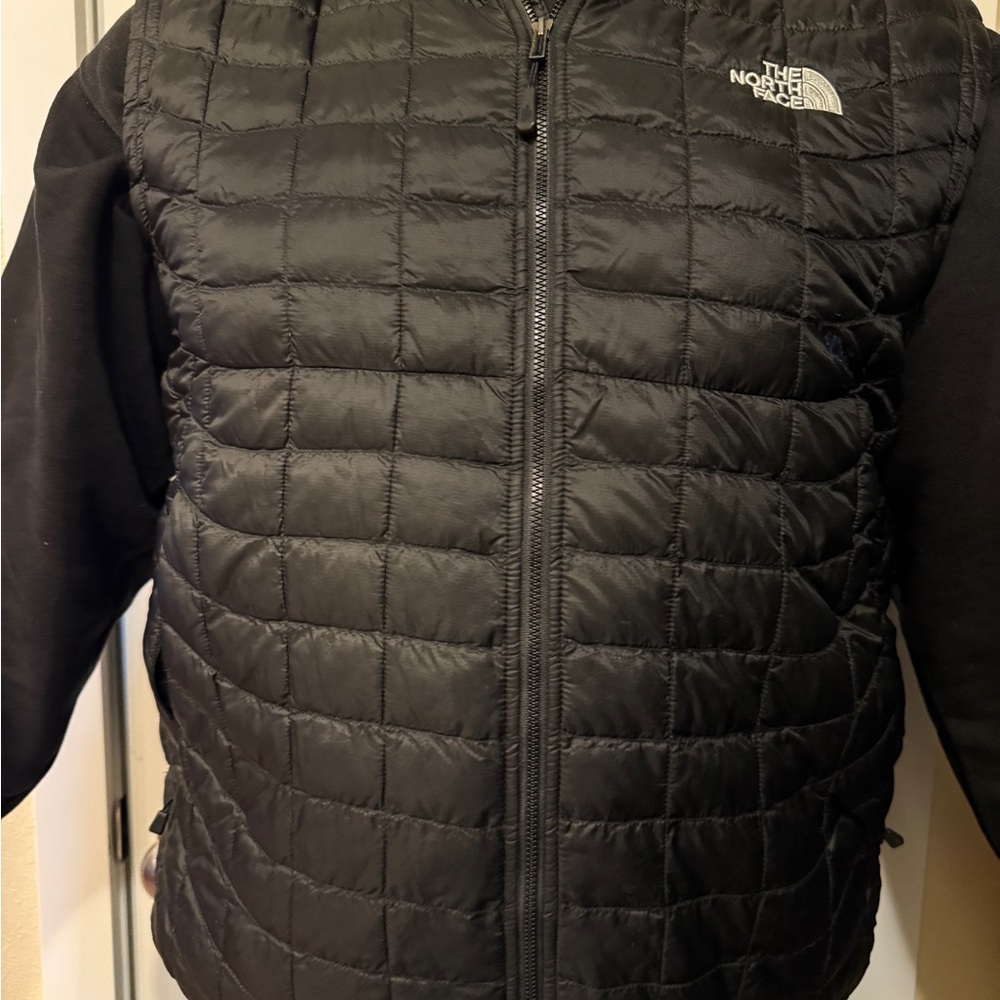 The North Face Men's Quilted Black Puffer Vest